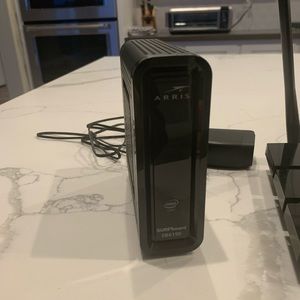 Arris Surfboard SB6190 modem